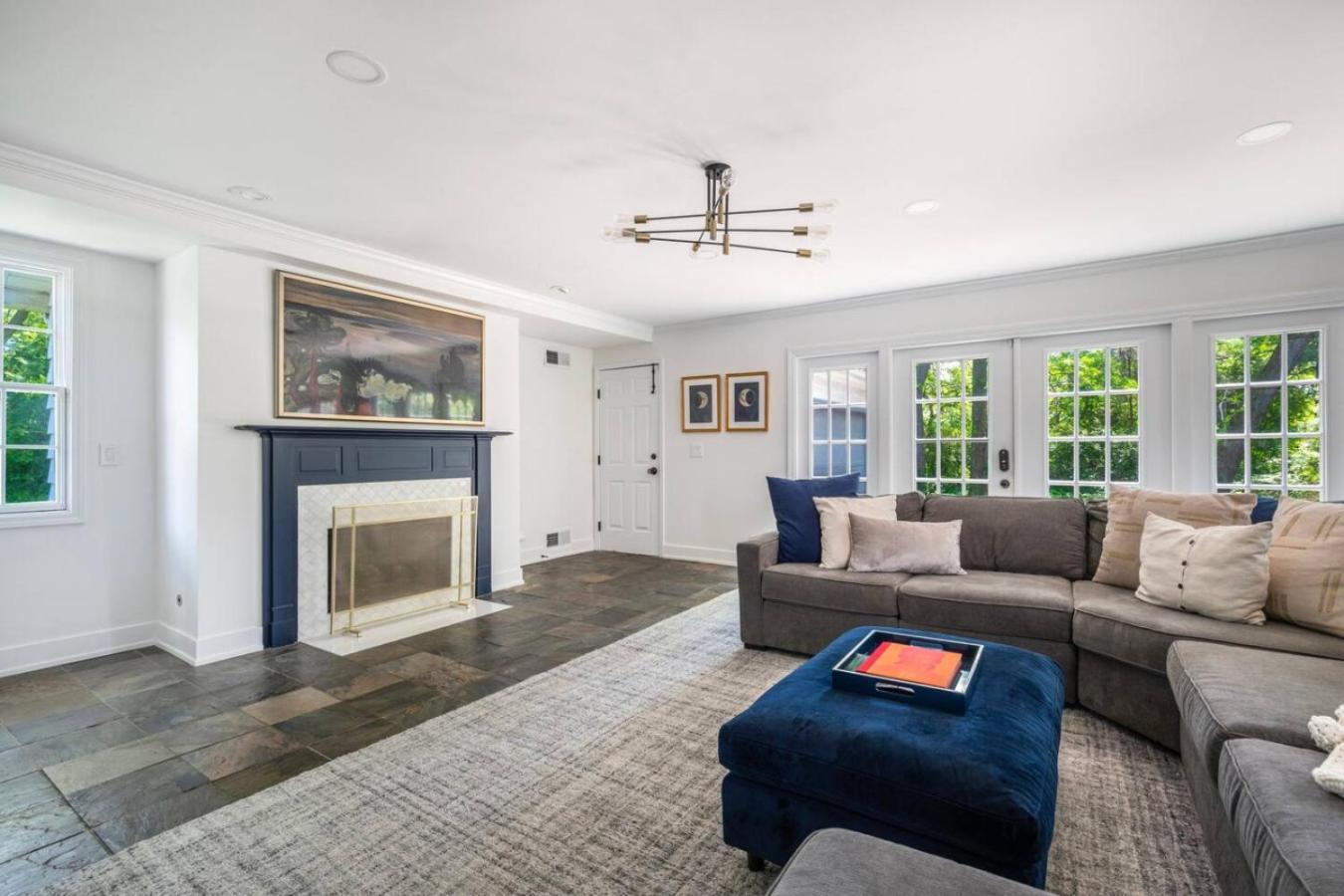 Spacious, Luxury Renovated Home With 4 Kings, Firepit Glen Ellyn Exterior foto
