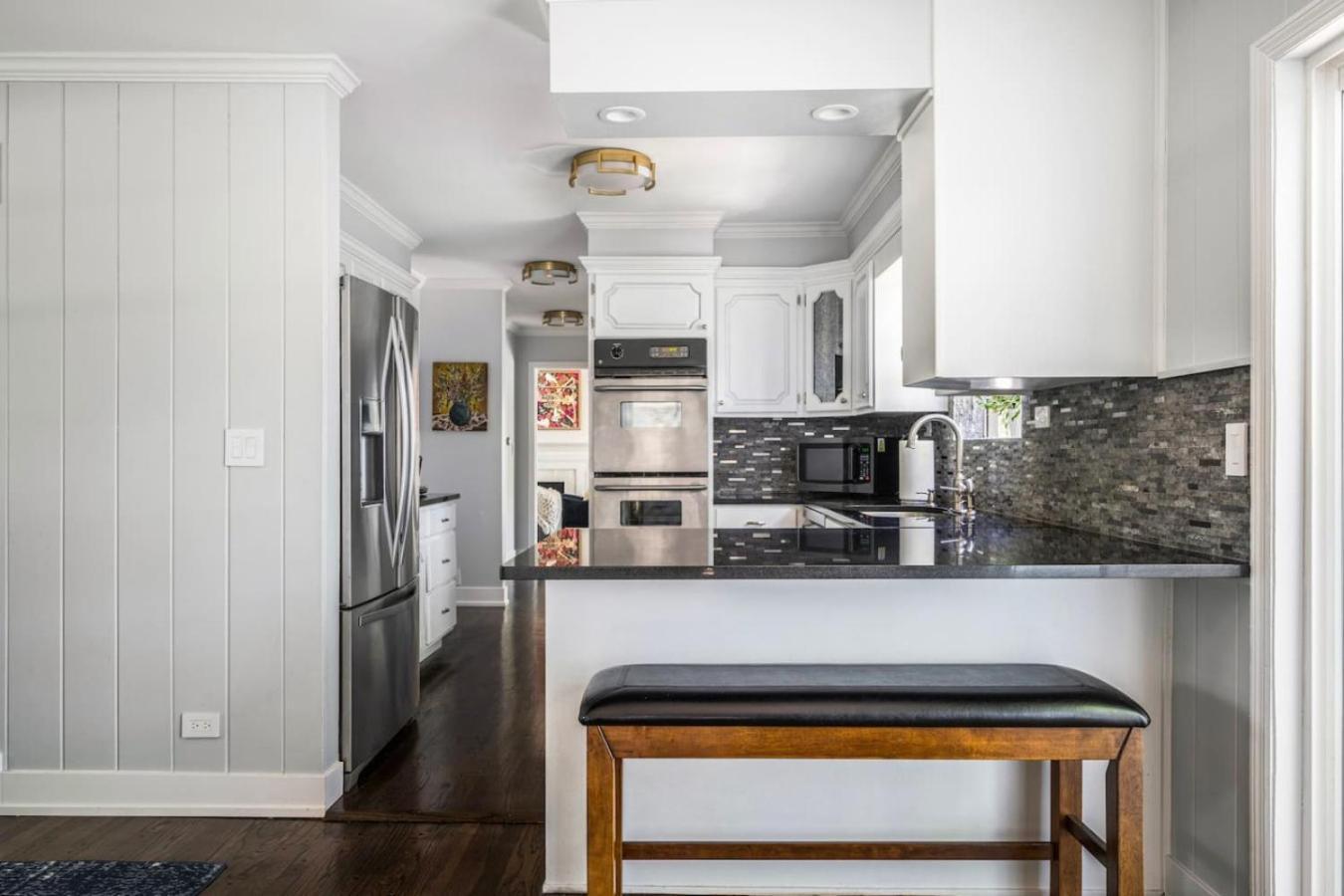 Spacious, Luxury Renovated Home With 4 Kings, Firepit Glen Ellyn Exterior foto